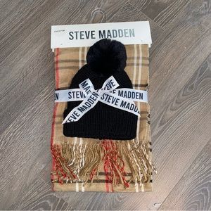 NWT Steve Madden Winter Hat and Scarf Set
